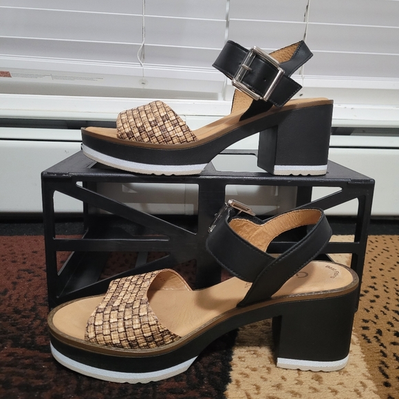Gabor Platform Sandals with Velcro straps size US 7 - Picture 2 of 14